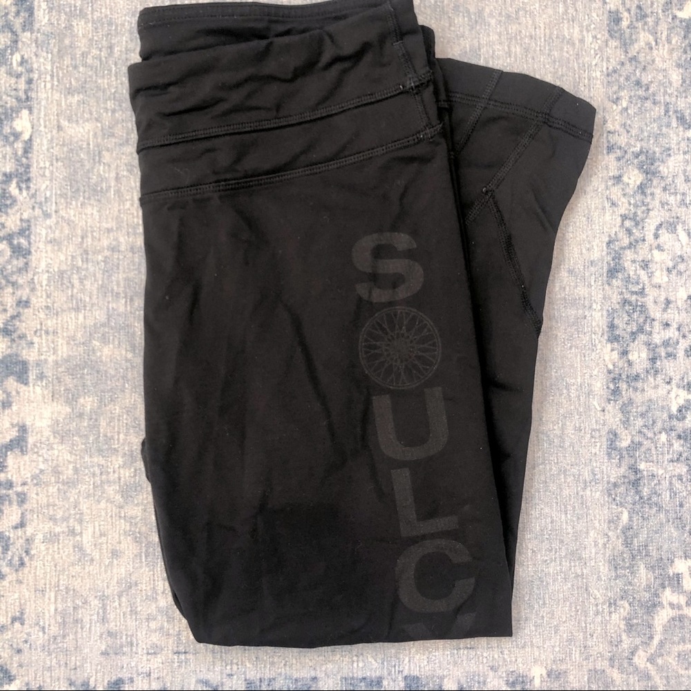 Lululemon Crop size 8